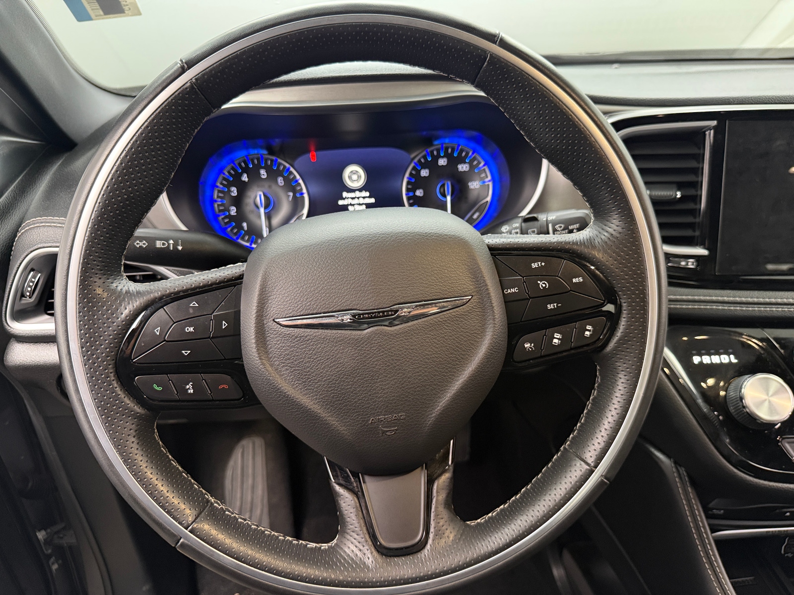 Thumbnail: 2021 Chrysler Pacifica - 4