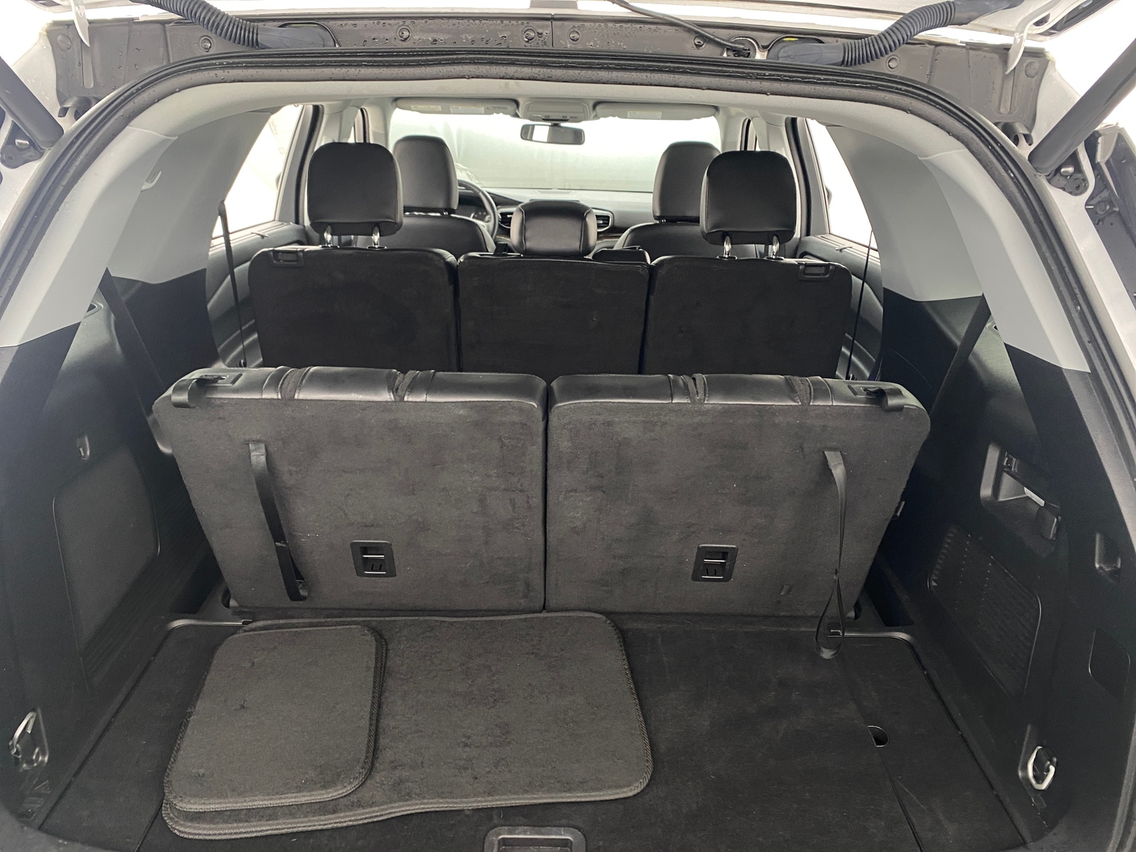 Thumbnail: 2023 Ford Explorer - 6