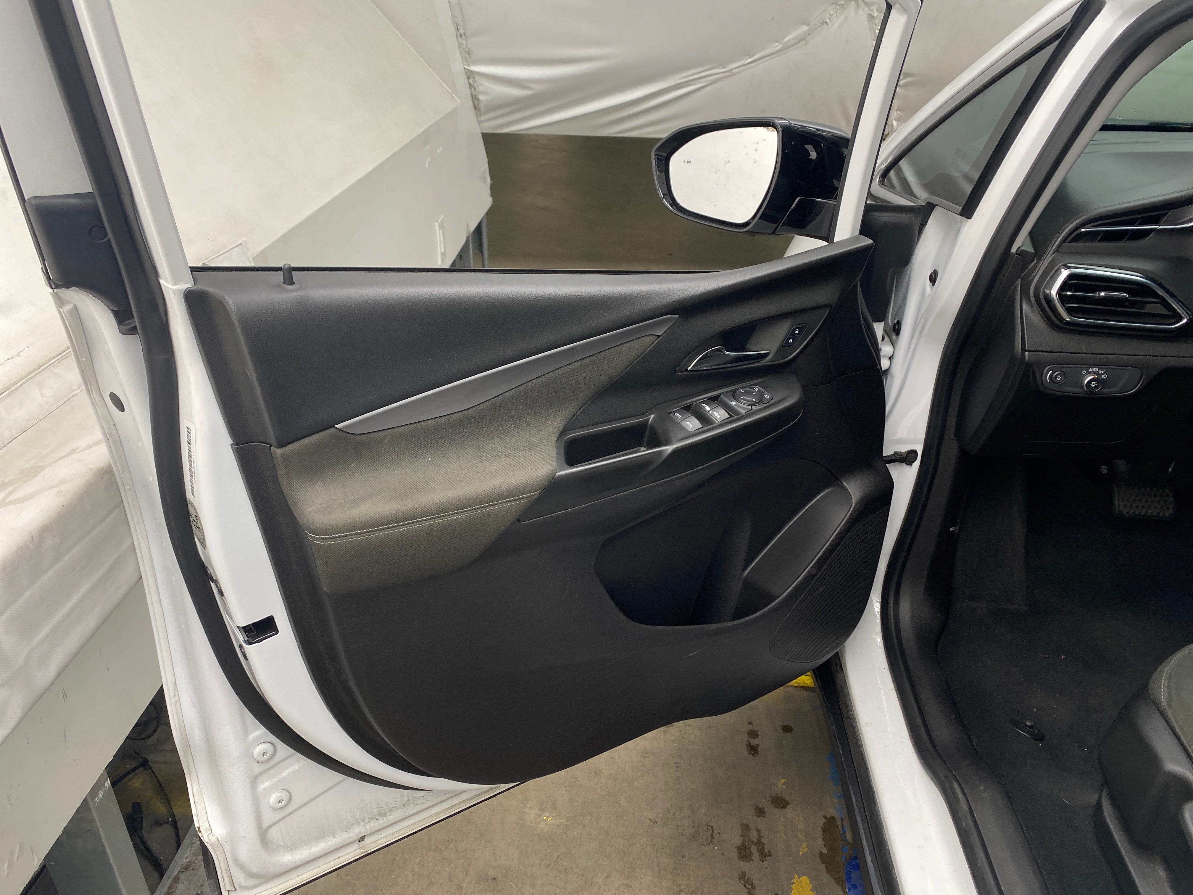 Used 2023 Chevrolet Bolt EV LT with VIN 1G1FW6S04P4177557 for sale in Oak Creek, WI