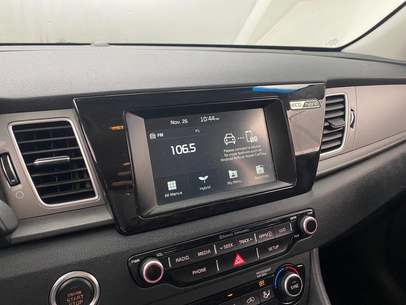 Thumbnail: 2019 Kia Niro - 4