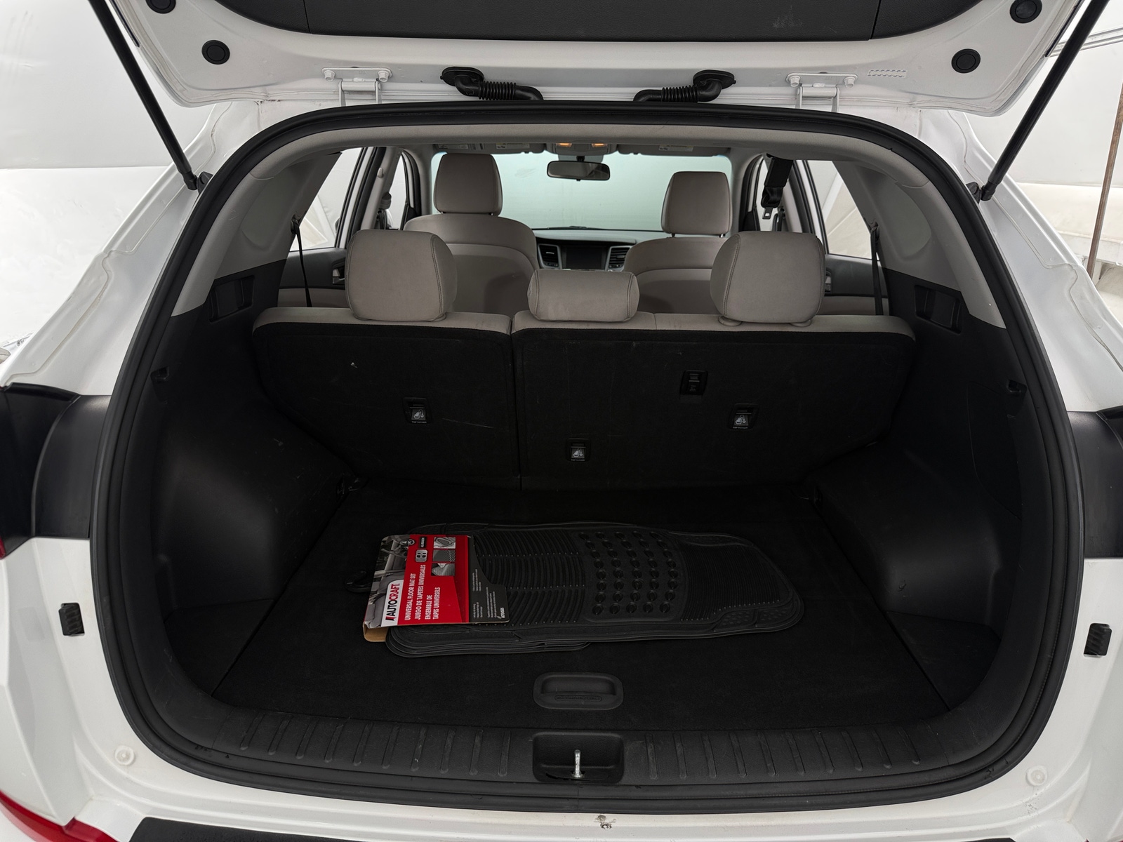 Thumbnail: 2018 Hyundai Tucson - 7