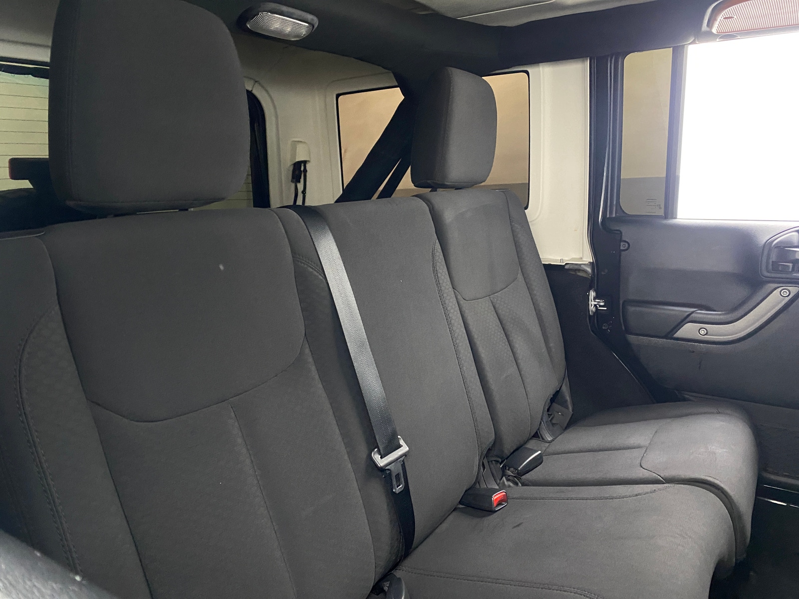 Thumbnail: 2017 Jeep Wrangler - 6