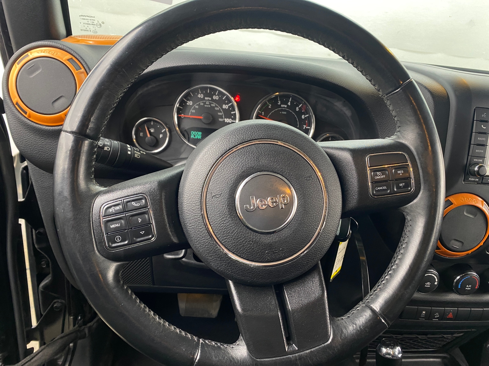 Thumbnail: 2017 Jeep Wrangler - 5