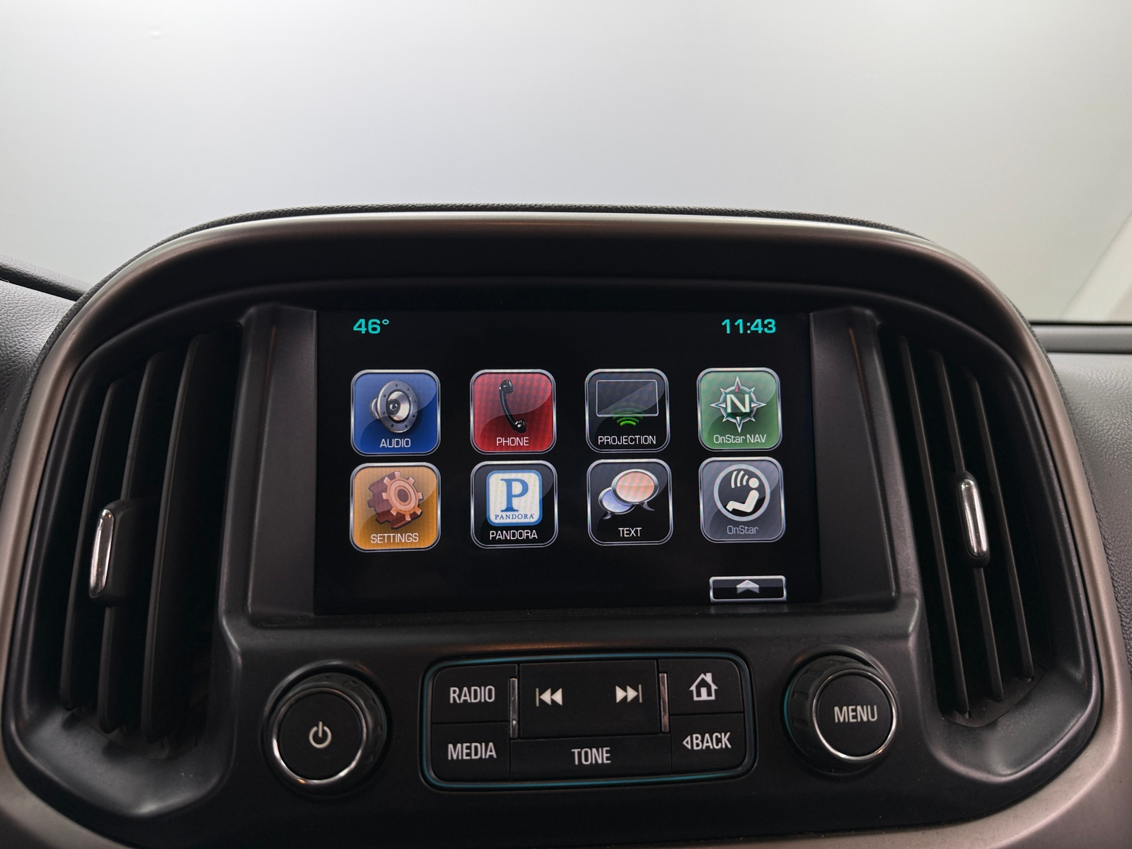 Thumbnail: 2016 Chevrolet Colorado - 4