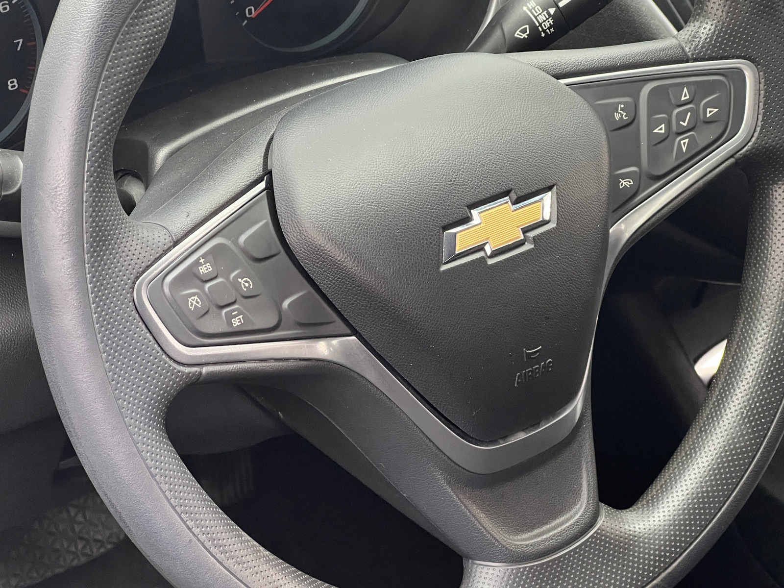 Thumbnail: 2022 Chevrolet Malibu - 5