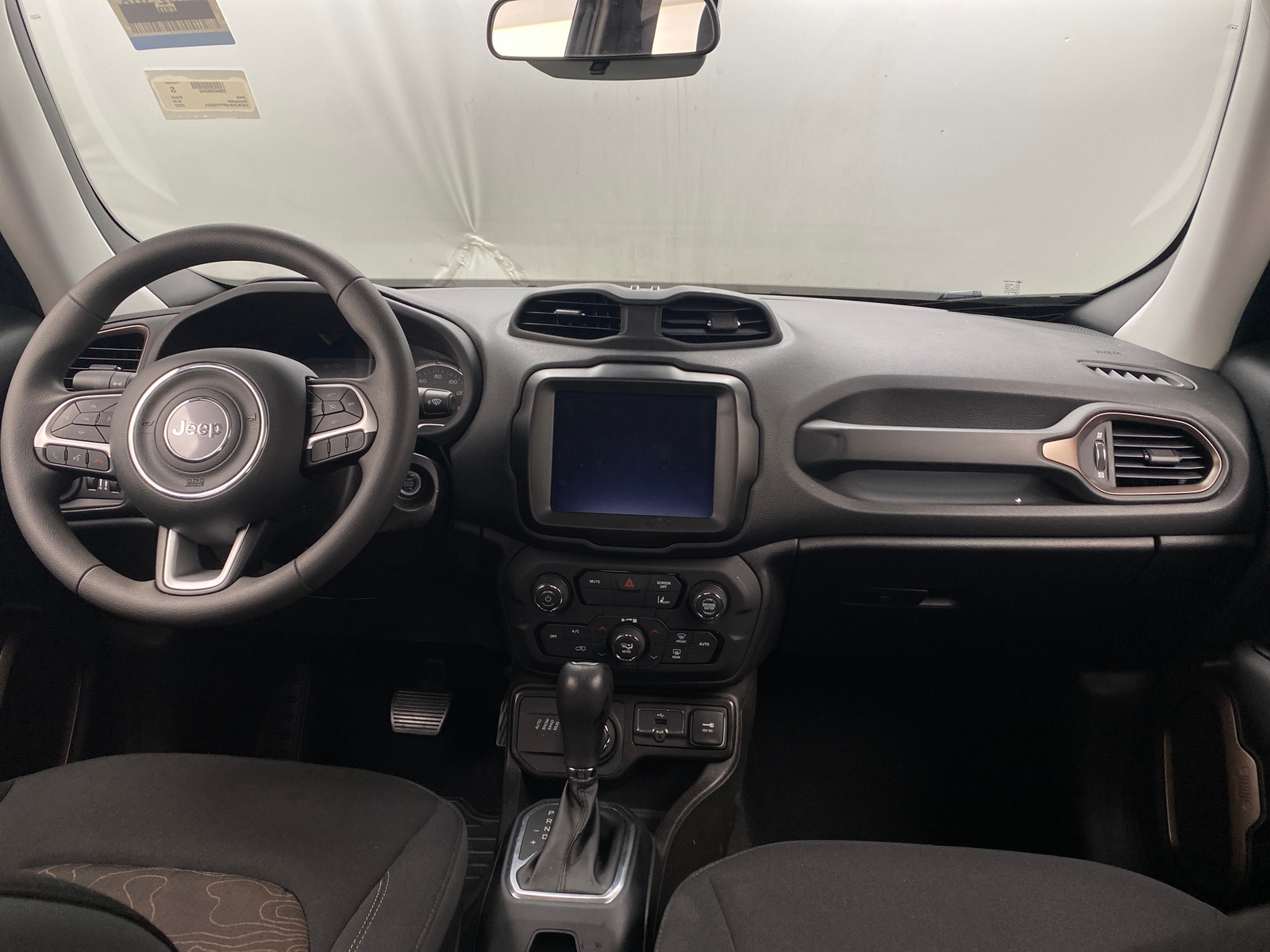 Thumbnail: 2023 Jeep Renegade - 3