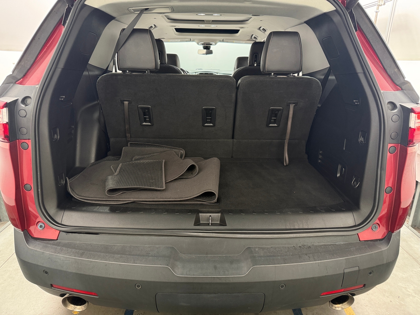 Thumbnail: 2018 Chevrolet Traverse - 6