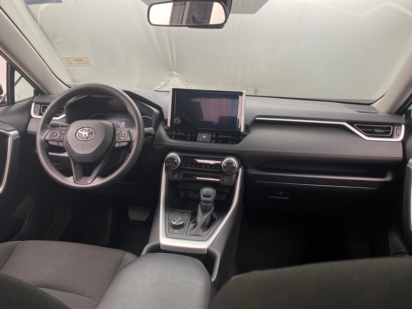 Thumbnail: 2025 Toyota RAV4 - 3