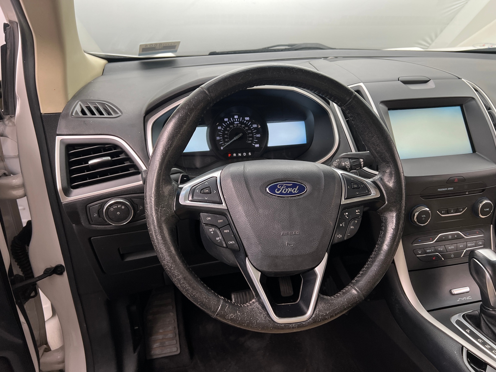 Thumbnail: 2015 Ford Edge - 4