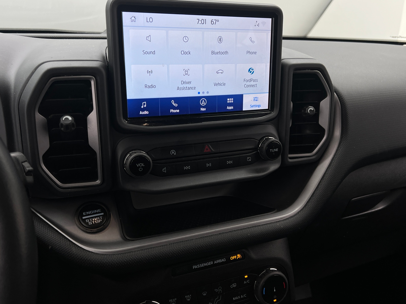 Thumbnail: 2022 Ford Bronco Sport - 4