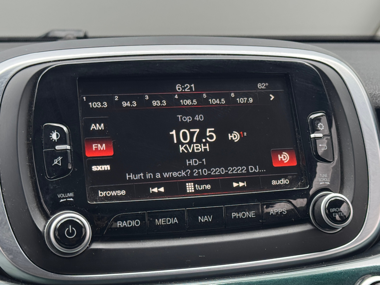 Thumbnail: 2016 Fiat 500X - 4