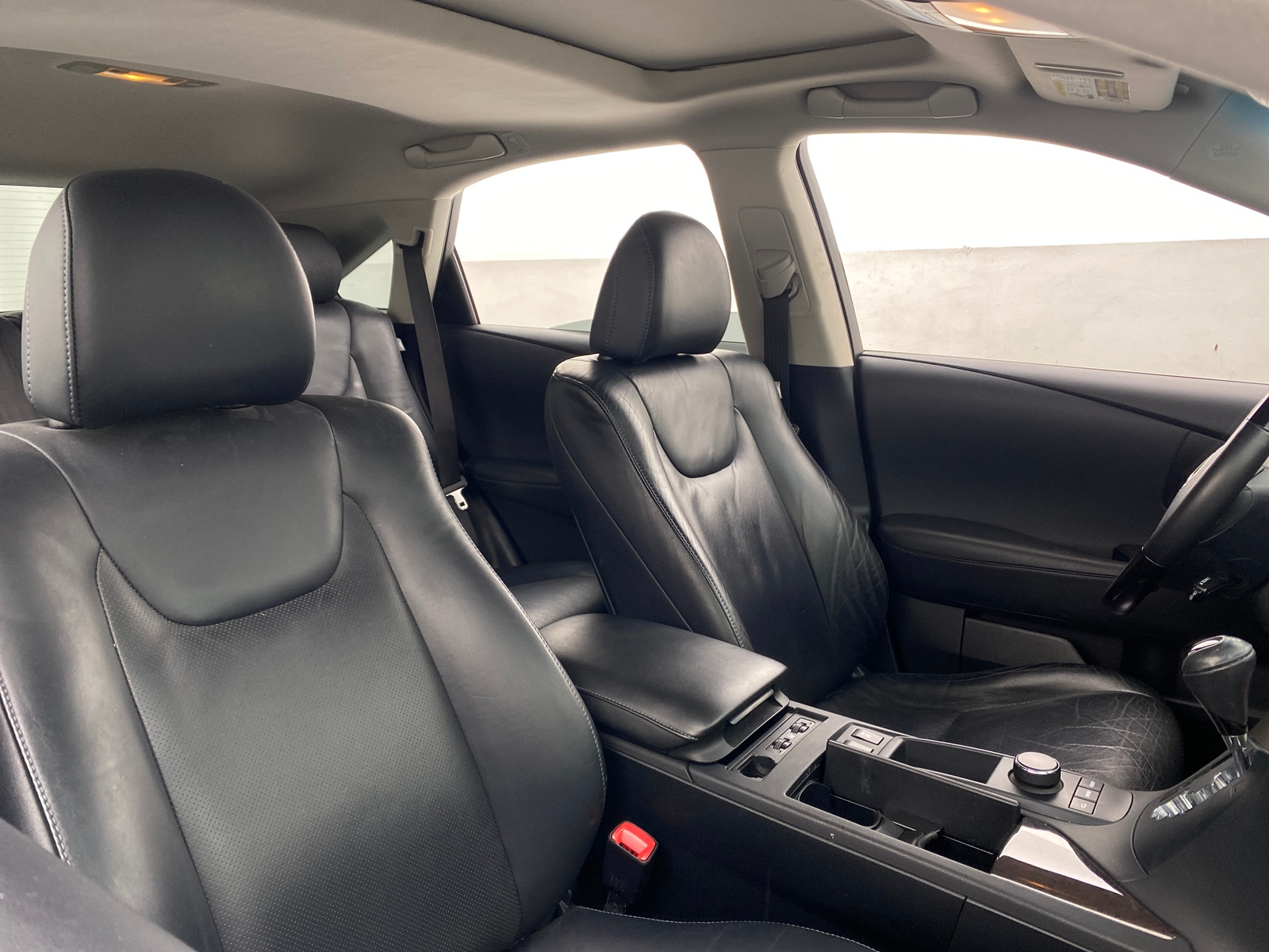 Thumbnail: 2014 Lexus RX - 2