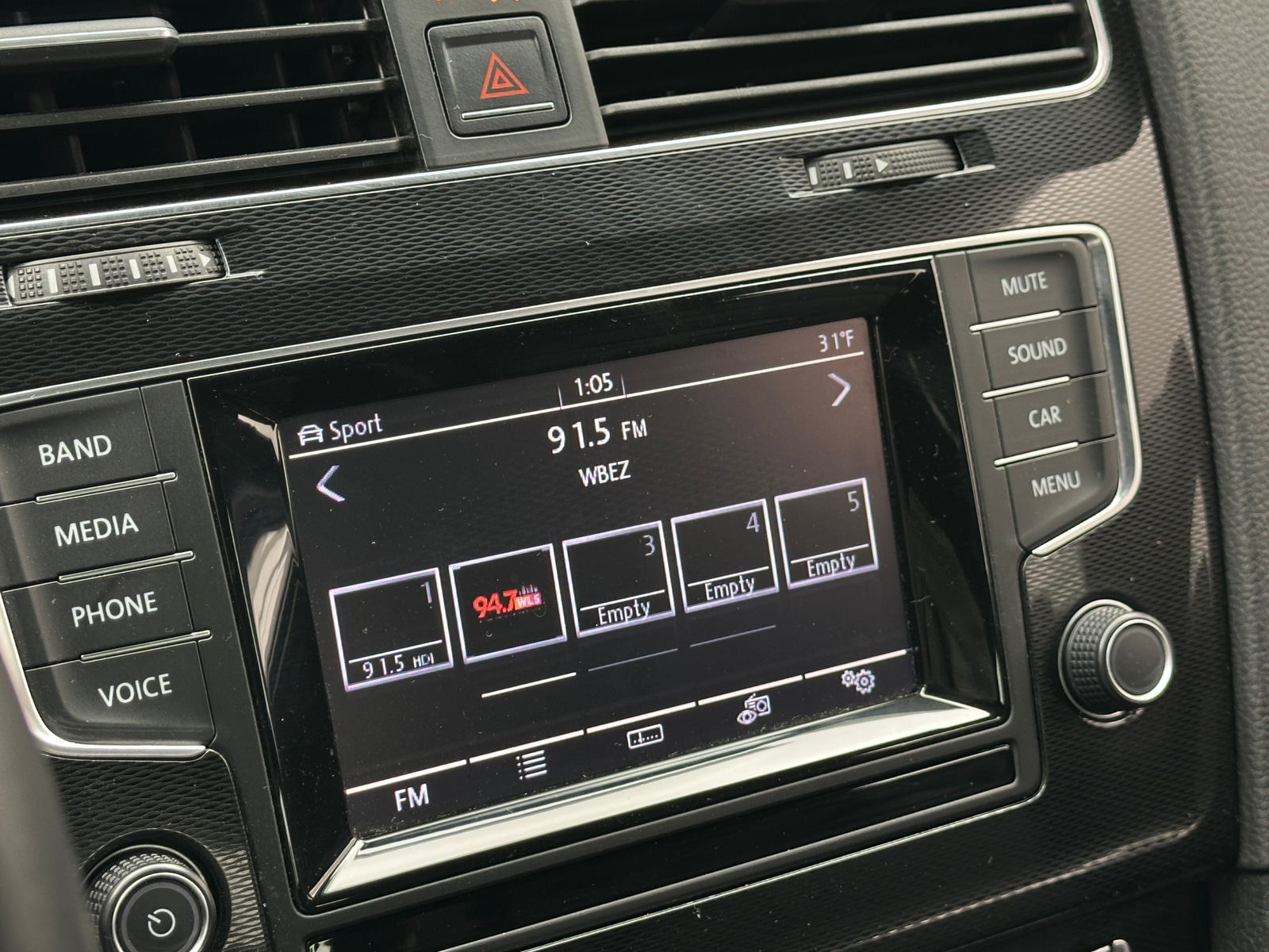 Thumbnail: 2015 Volkswagen Golf - 4