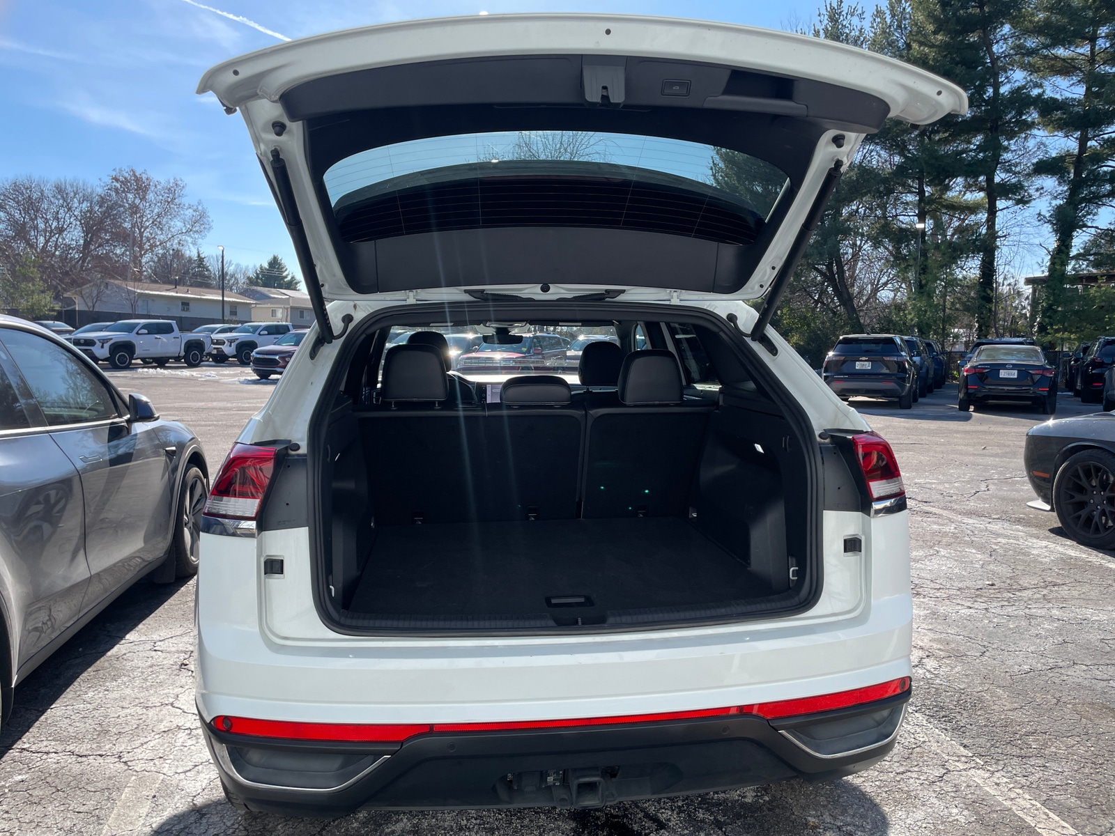 Thumbnail: 2025 Volkswagen Atlas - 6