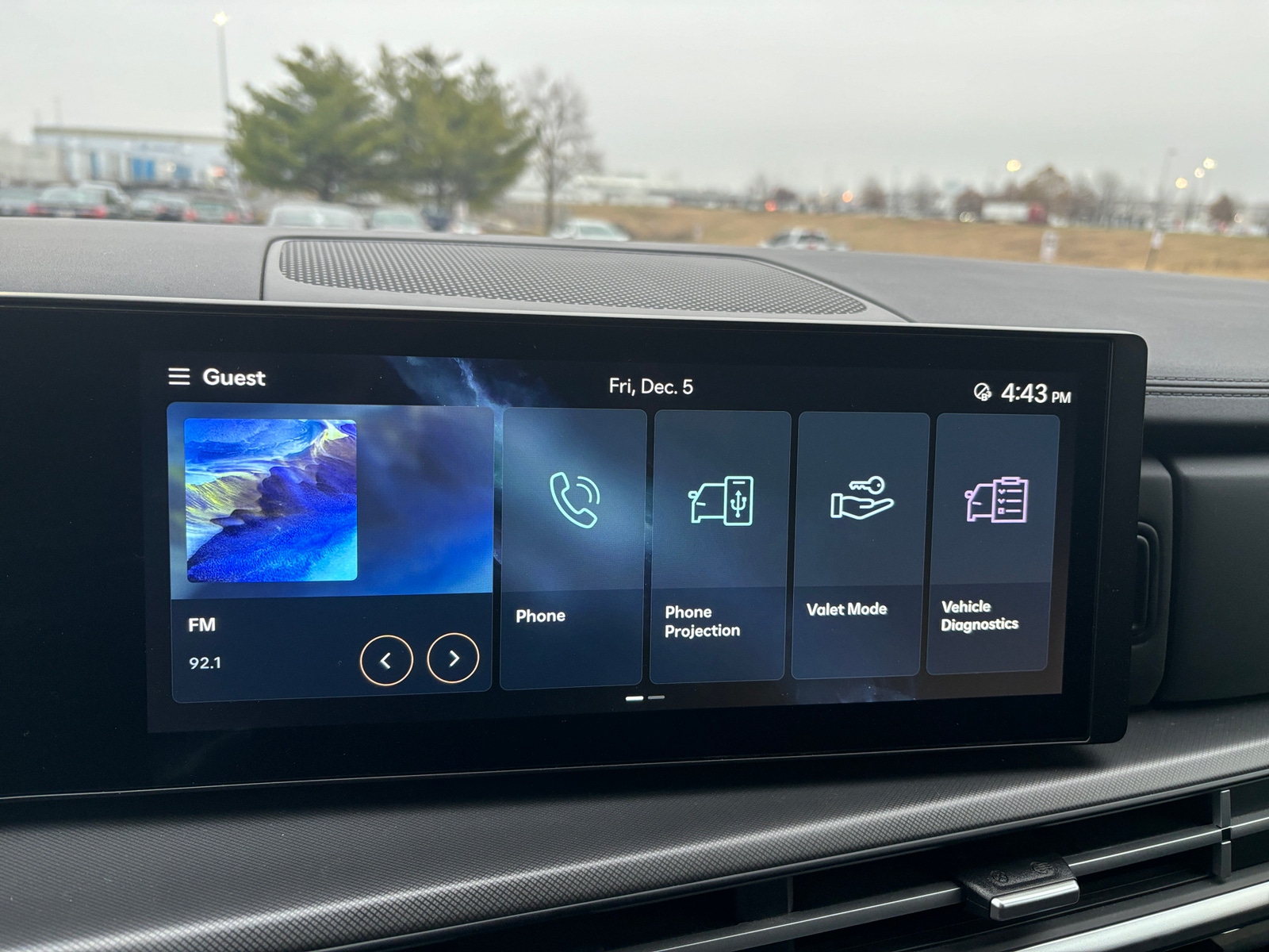 Thumbnail: 2025 Hyundai Santa Fe - 4