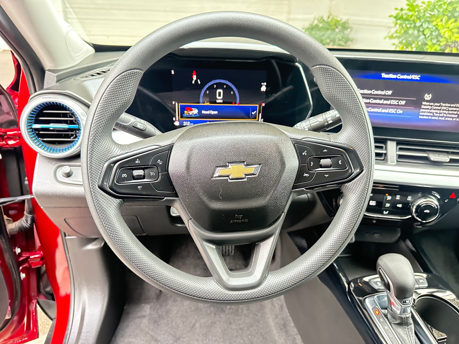 Thumbnail: 2025 Chevrolet Trax - 5