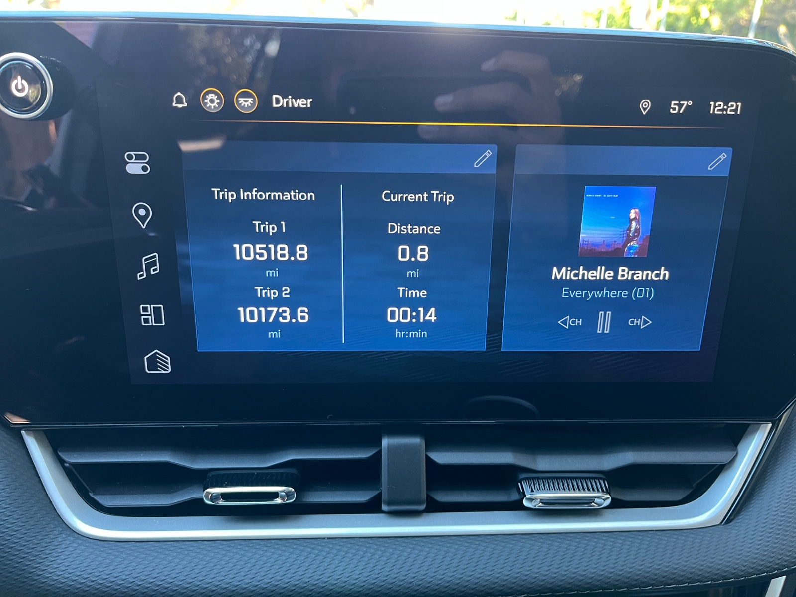 Thumbnail: 2025 Chevrolet Equinox - 4