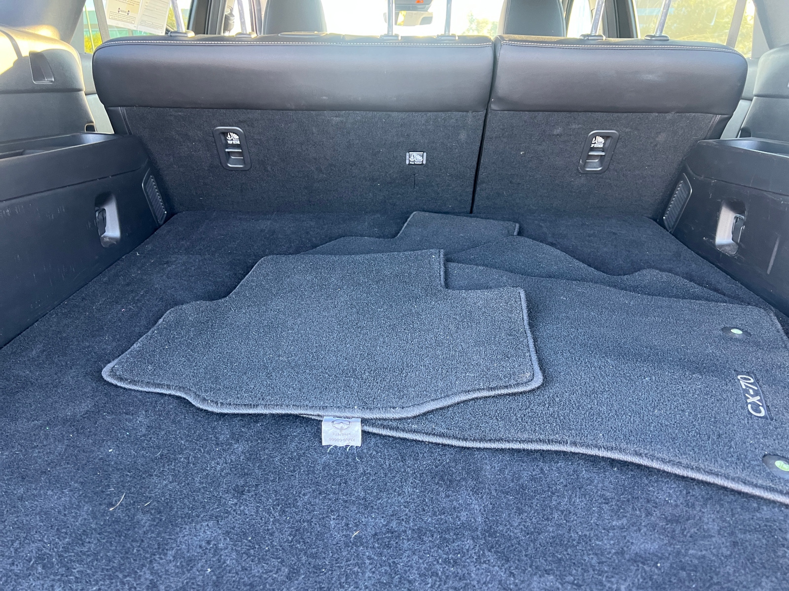 Thumbnail: 2025 Mazda CX-70 - 6