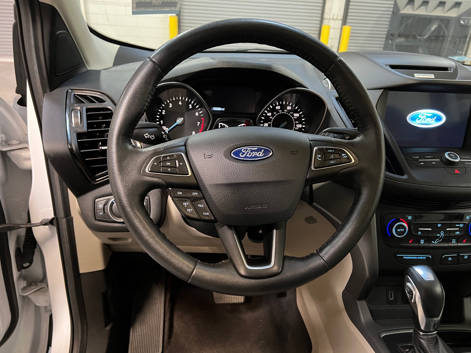 Thumbnail: 2018 Ford Escape - 4