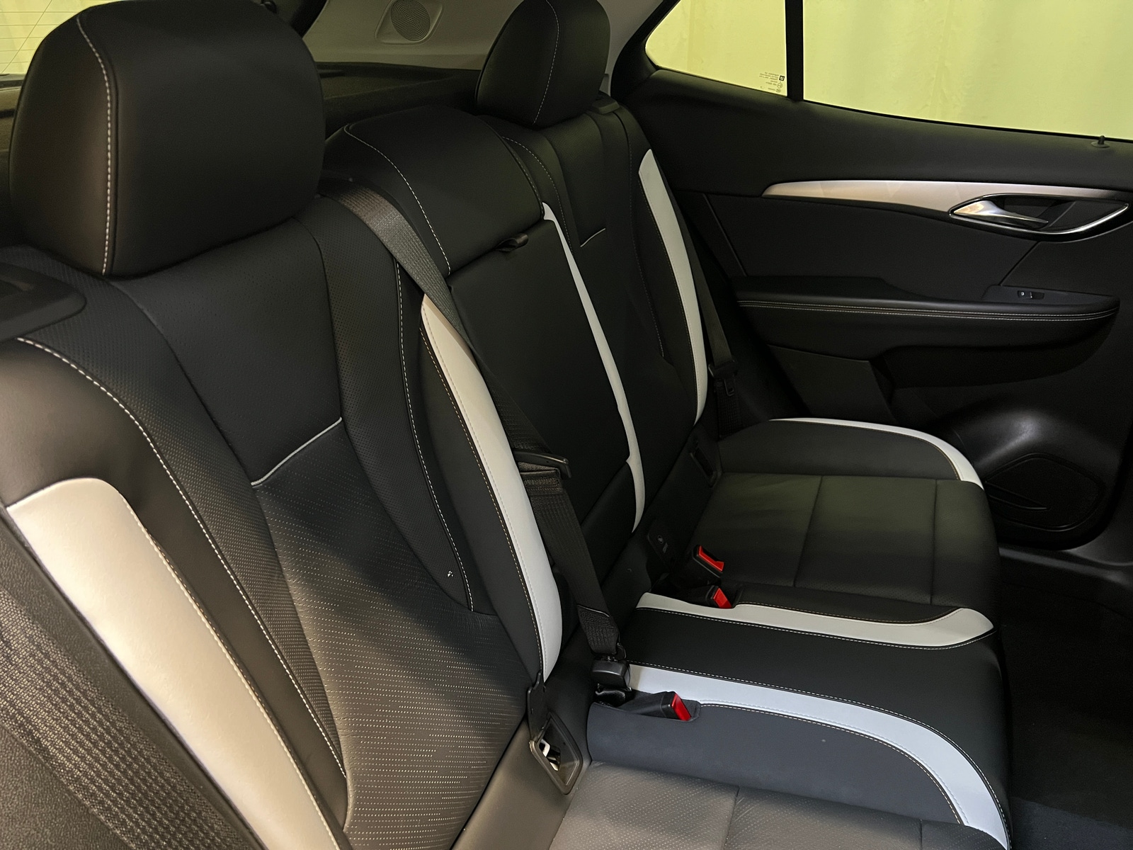 Thumbnail: 2024 Buick Envision - 5