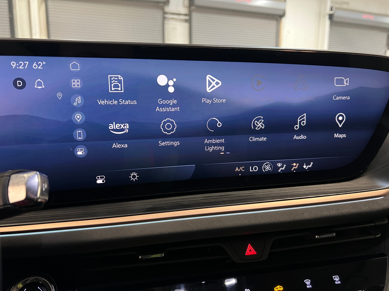 Thumbnail: 2024 Buick Envision - 3