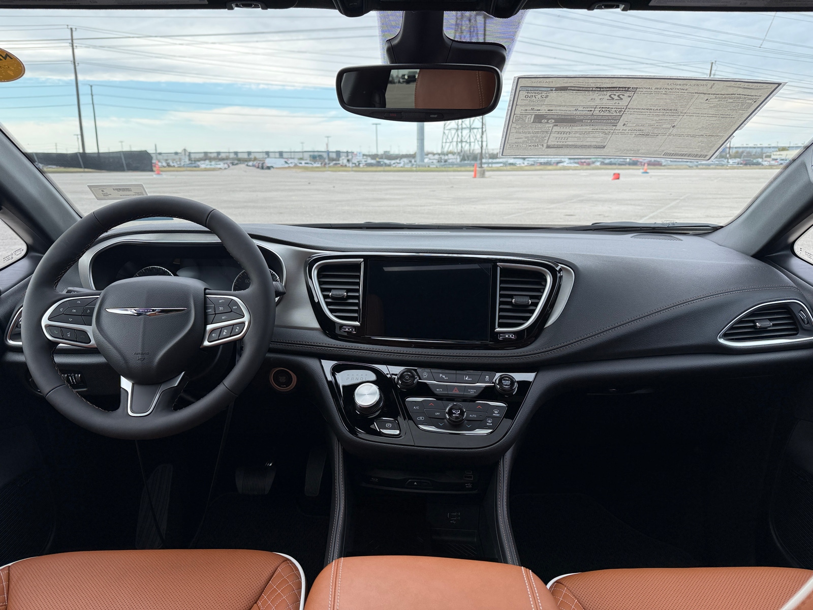 Thumbnail: 2026 Chrysler Pacifica - 2