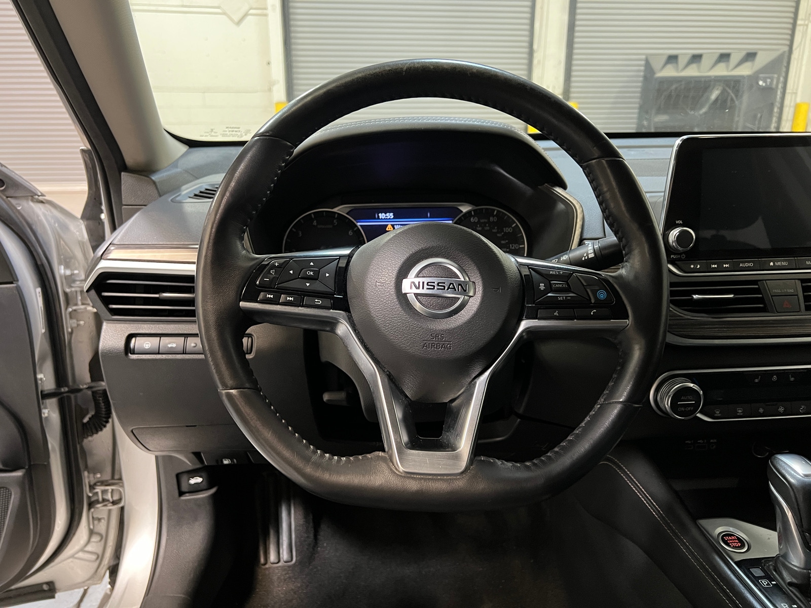 Thumbnail: 2019 Nissan Altima - 4