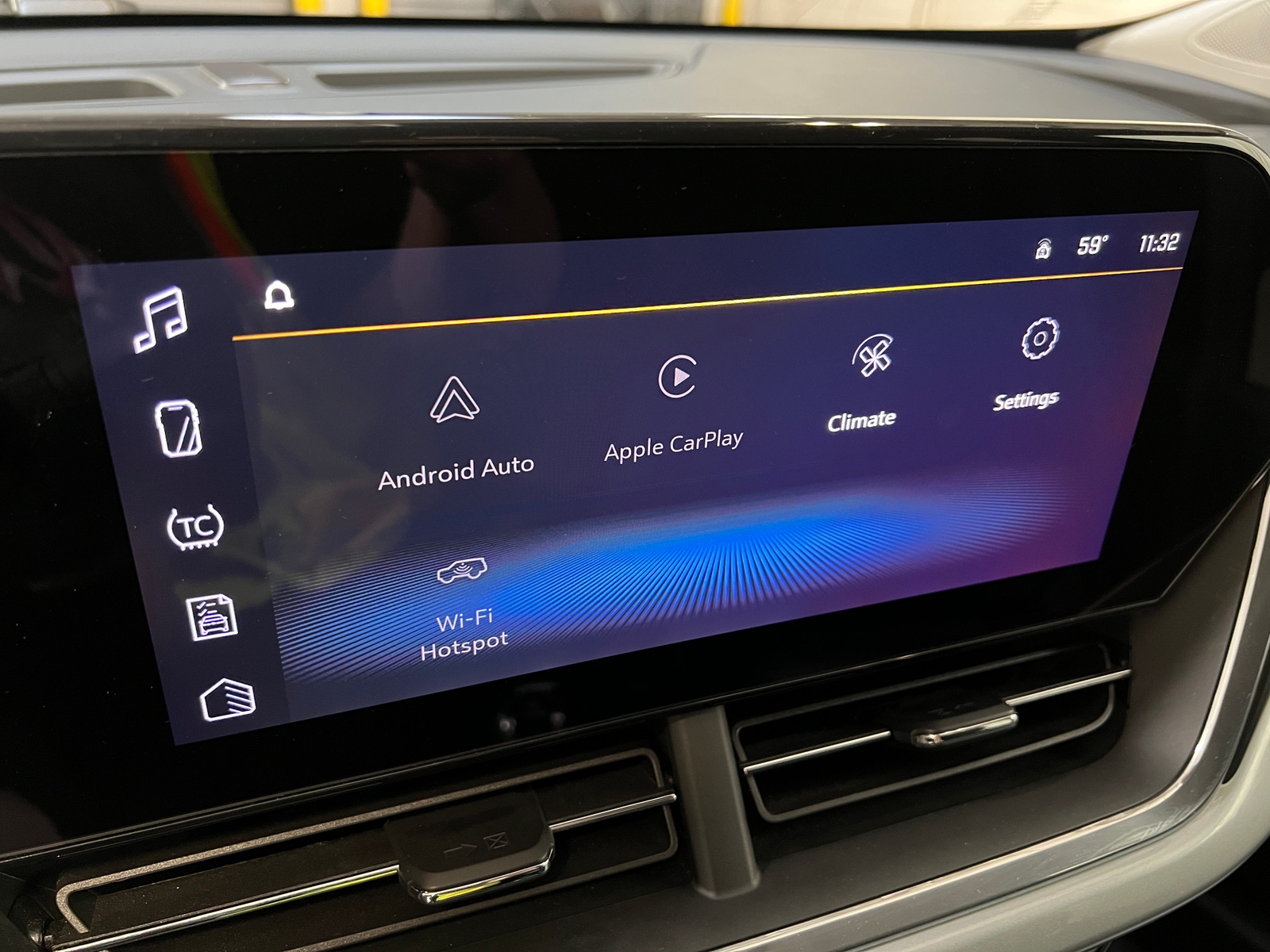 Thumbnail: 2025 Chevrolet Trax - 4