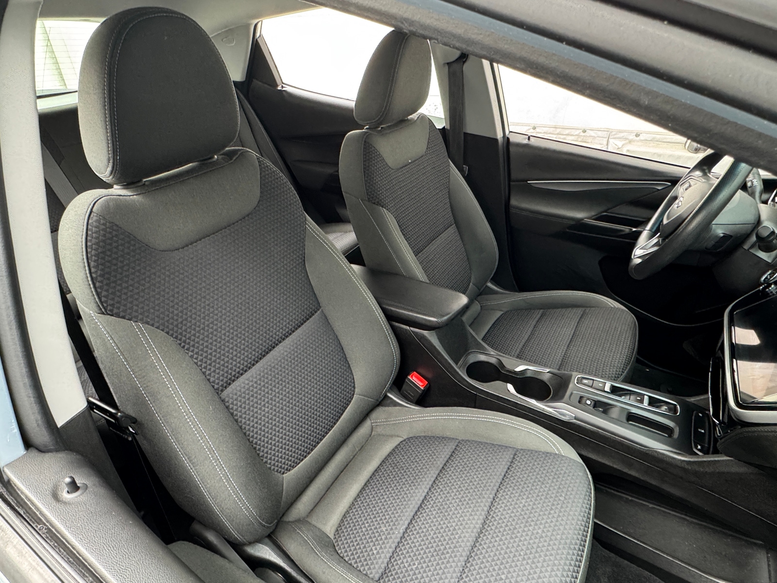 Thumbnail: 2023 Chevrolet Bolt EV - 2