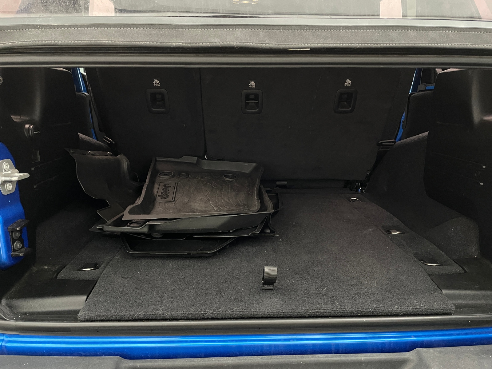 Thumbnail: 2021 Jeep Wrangler - 7