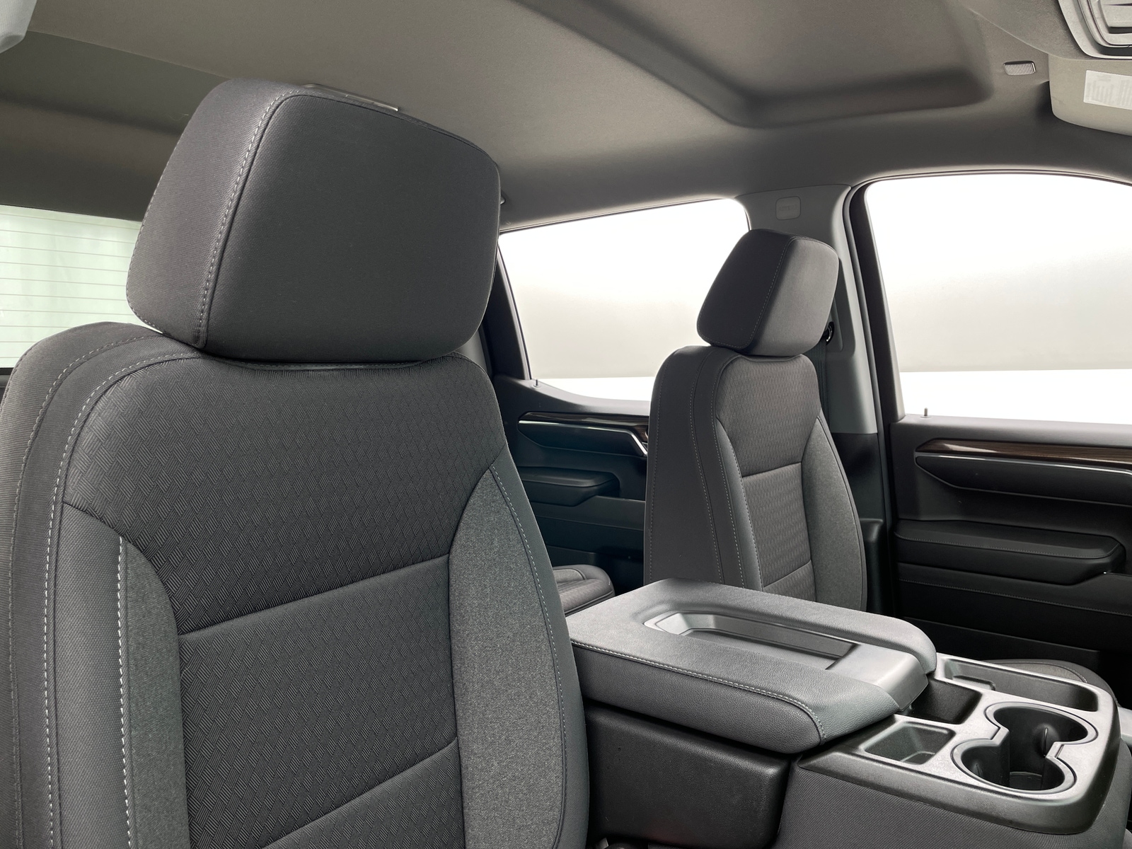 Thumbnail: 2024 Chevrolet Silverado 1500 - 2