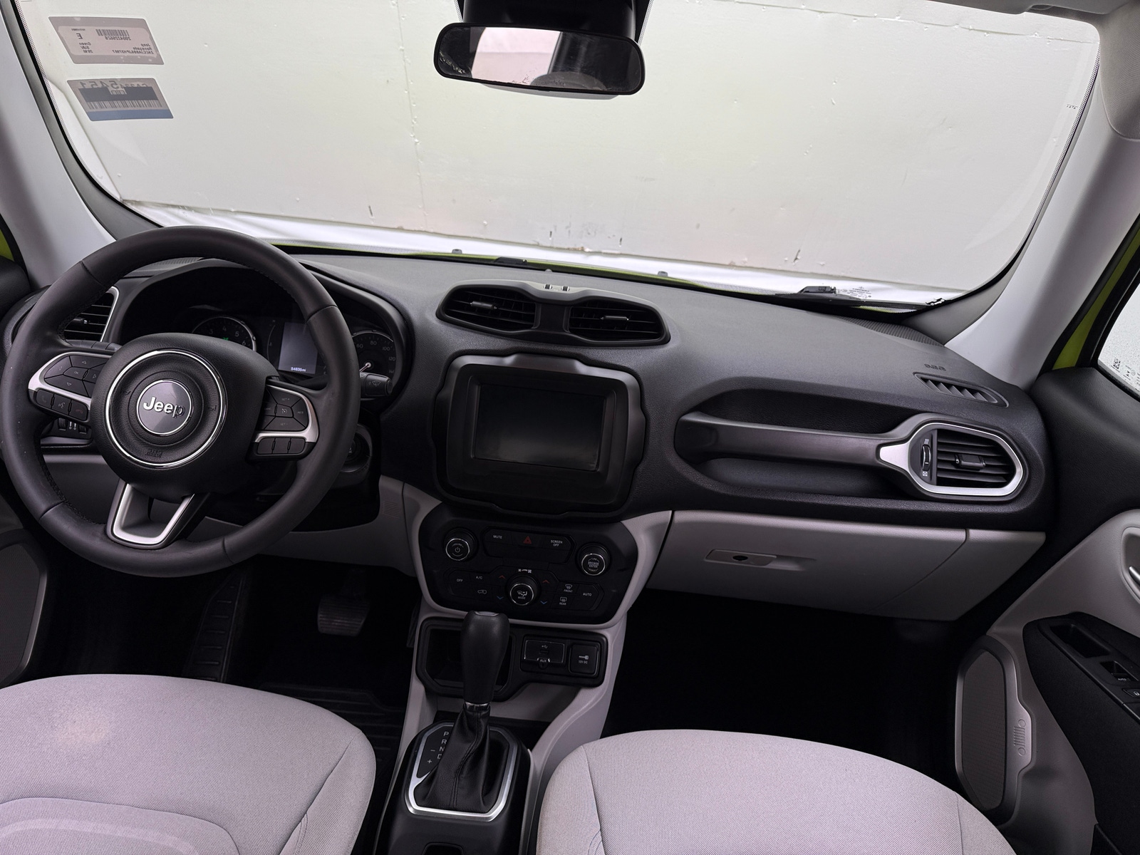 Thumbnail: 2018 Jeep Renegade - 3