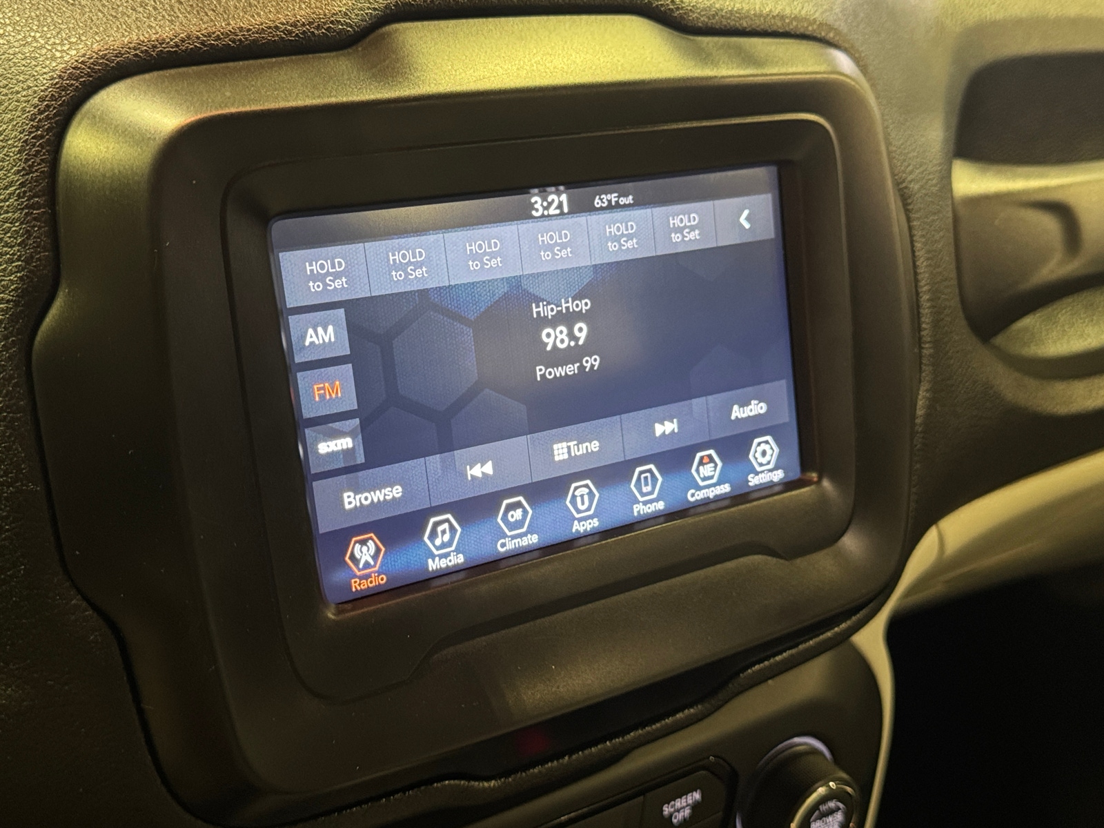 Thumbnail: 2018 Jeep Renegade - 4