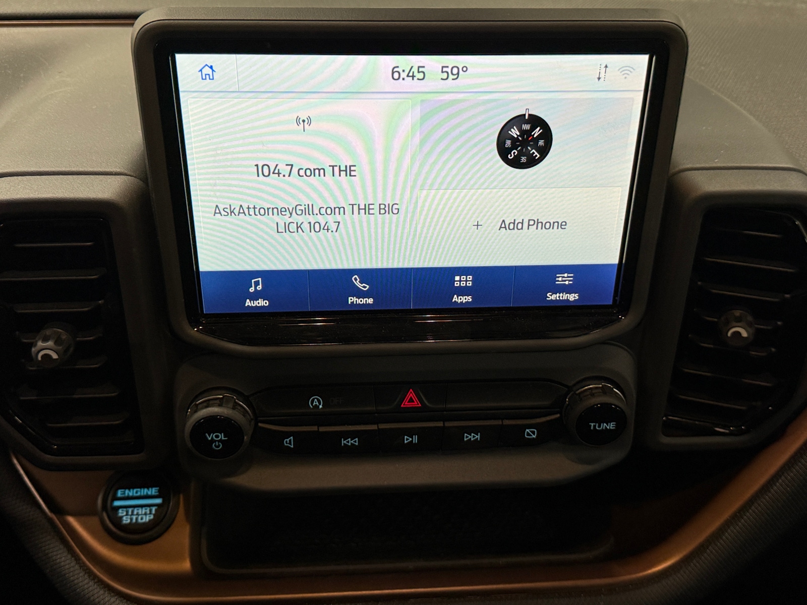 Thumbnail: 2023 Ford Bronco Sport - 3