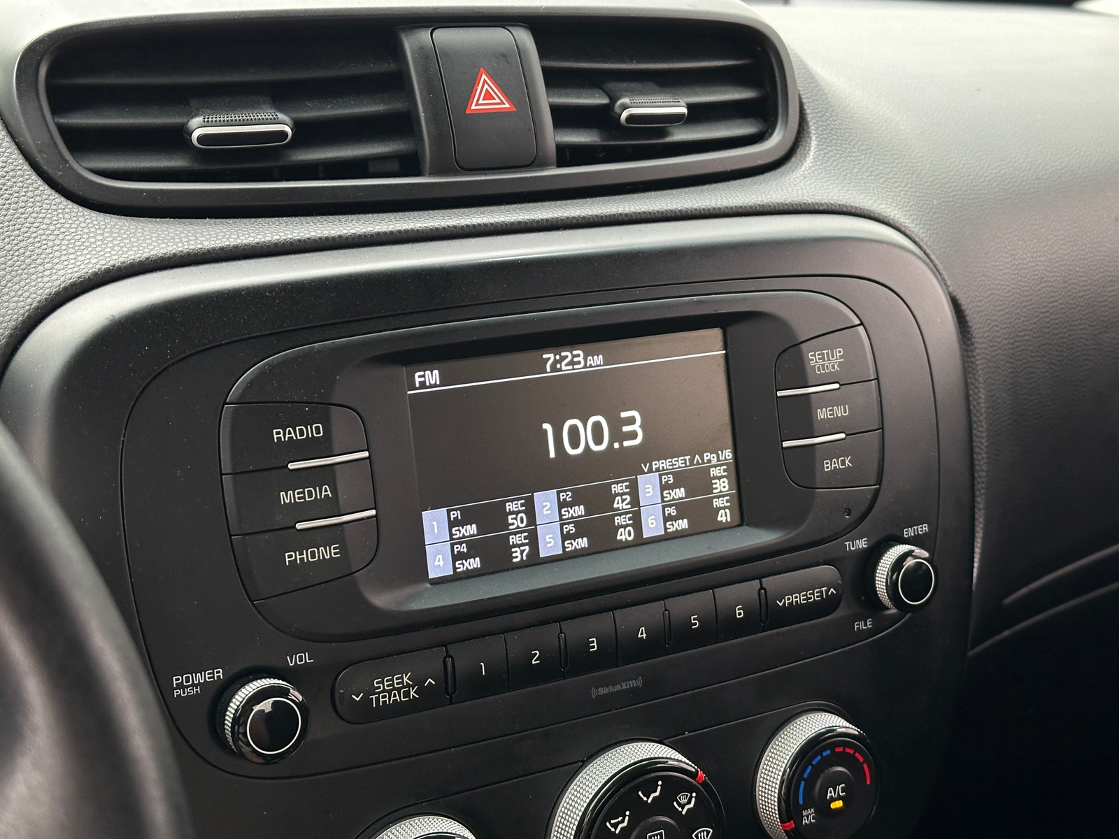 Thumbnail: 2017 Kia Soul - 4