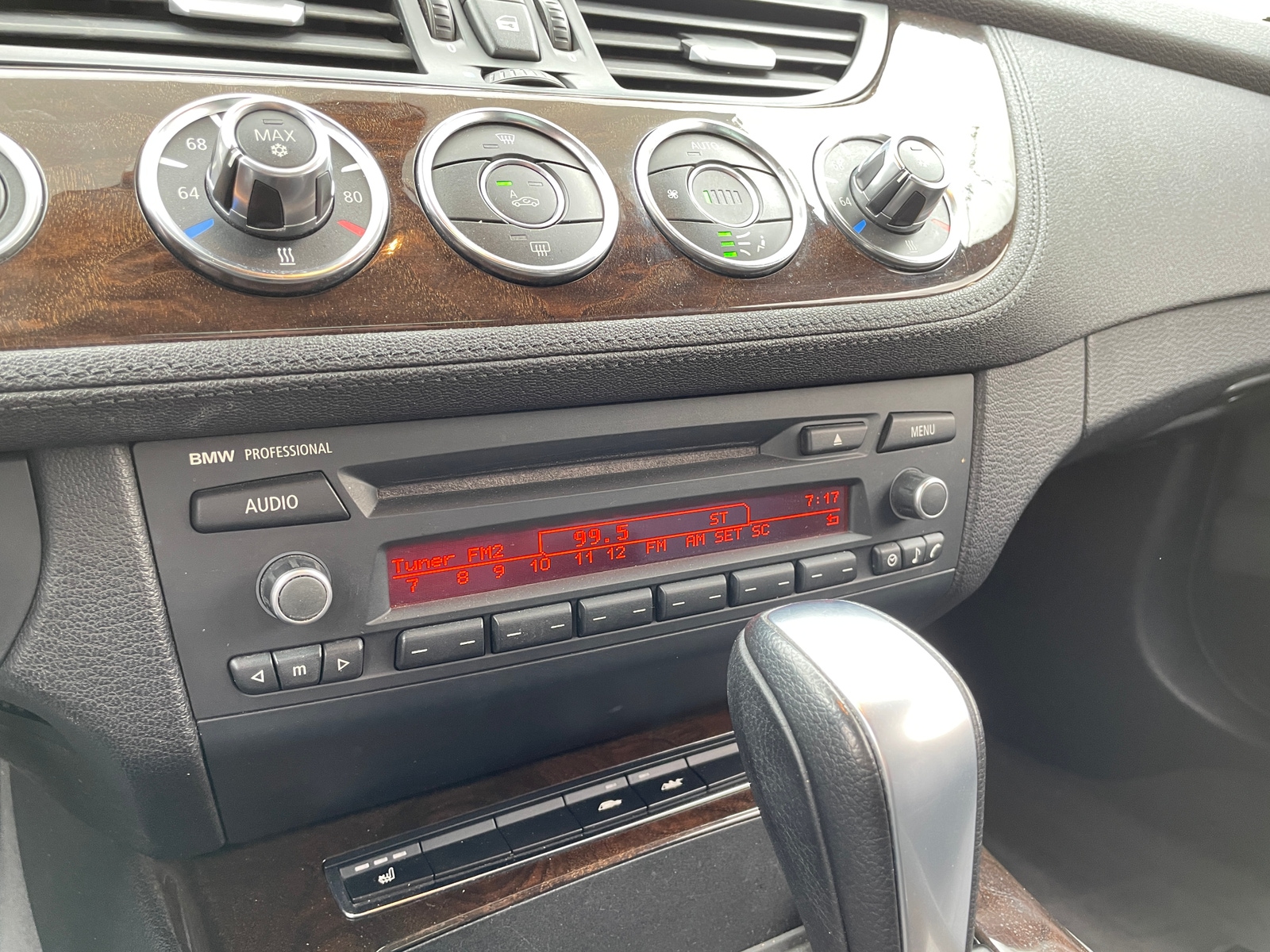 Thumbnail: 2011 BMW Z4 - 2