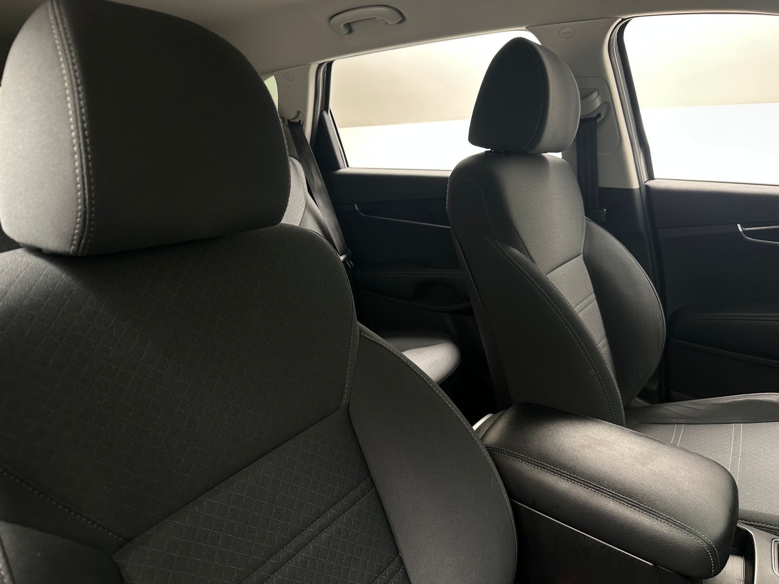 Thumbnail: 2019 Kia Sorento - 2