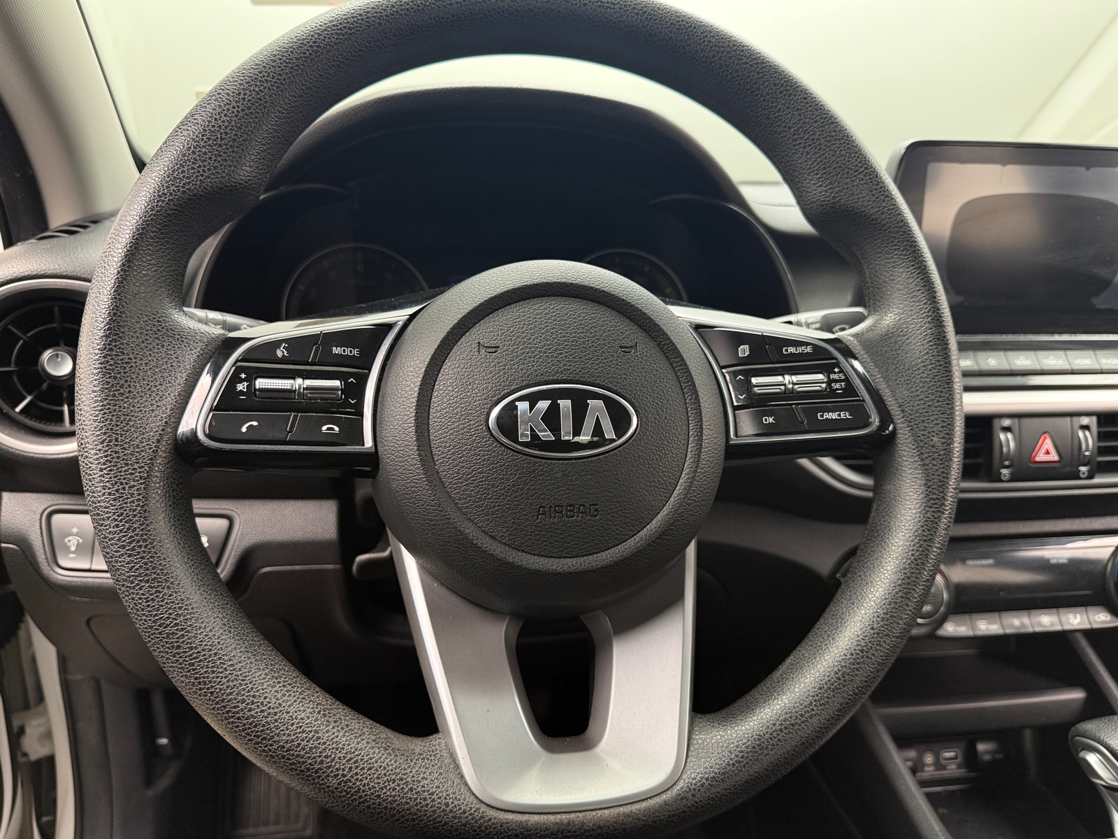 Thumbnail: 2019 Kia Forte - 5