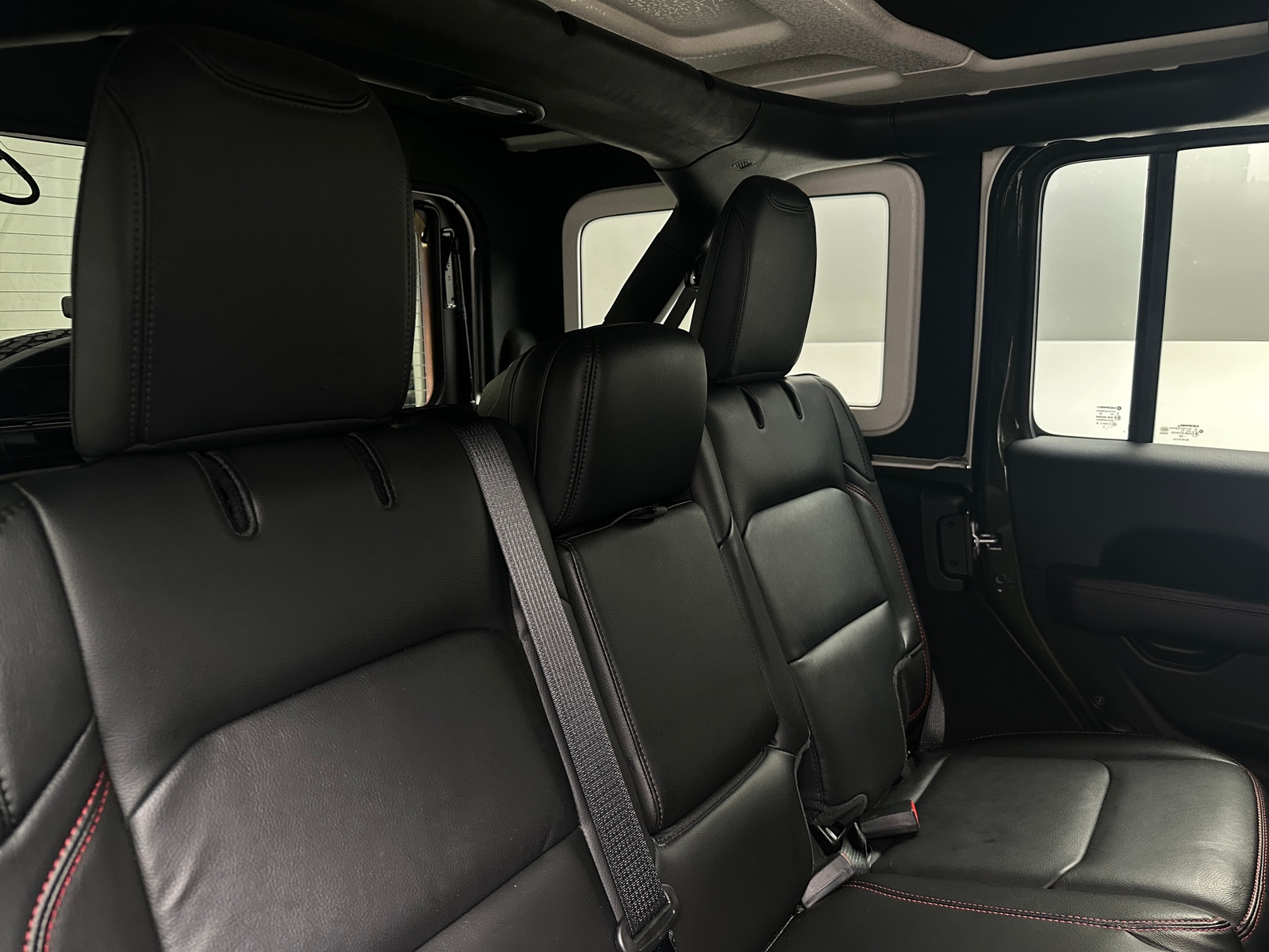 Thumbnail: 2022 Jeep Wrangler - 5