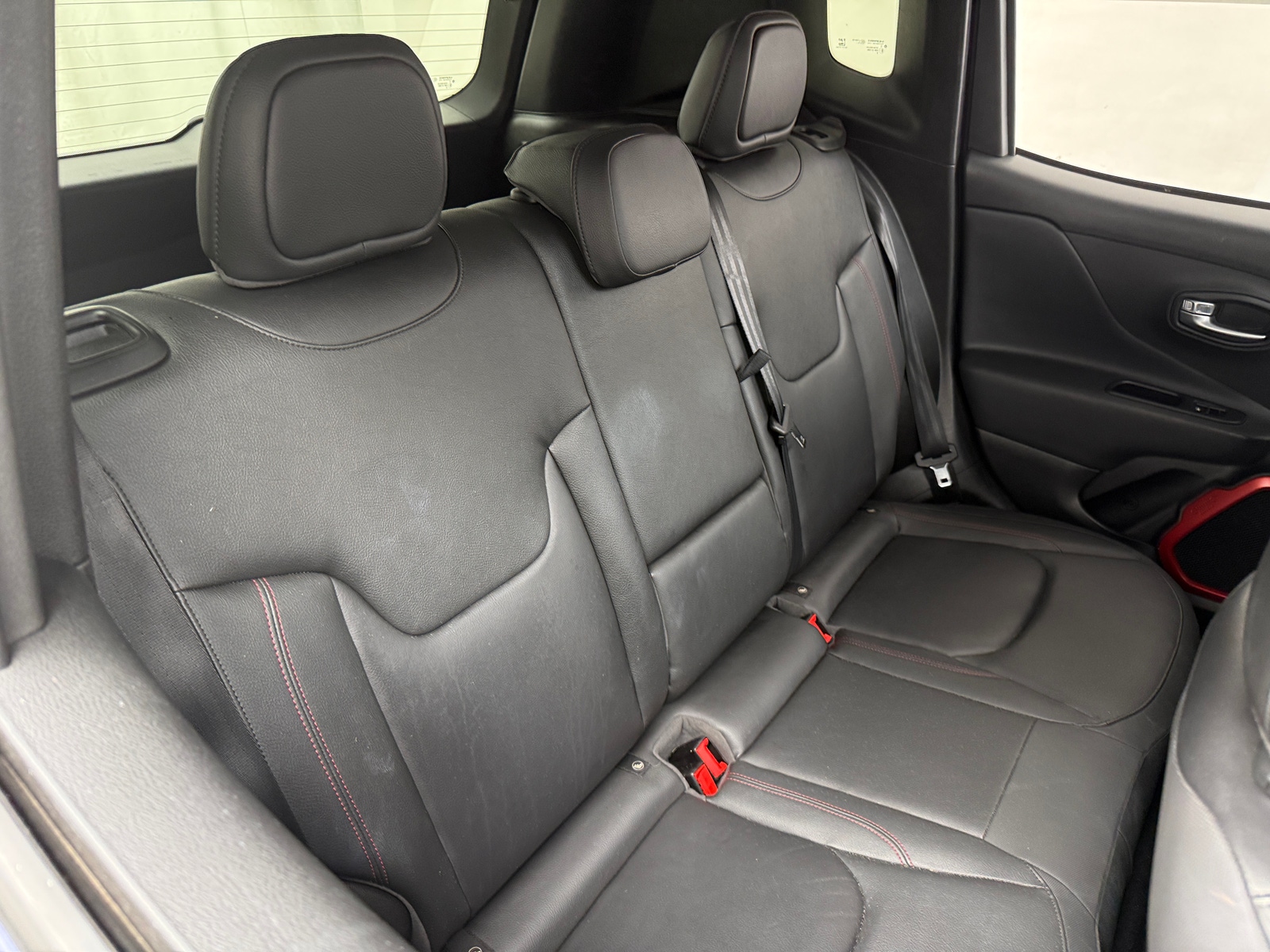 Thumbnail: 2019 Jeep Renegade - 5