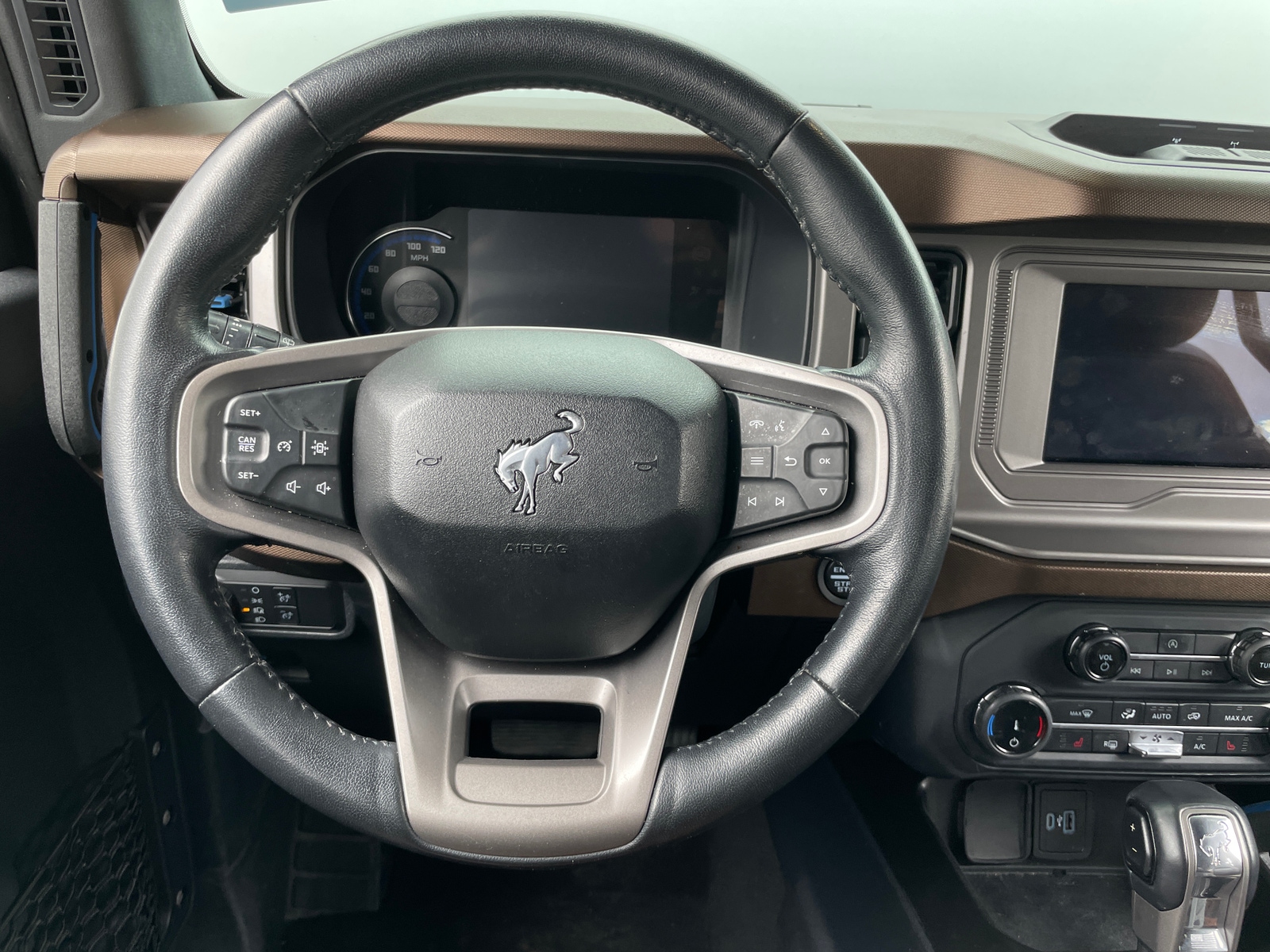 Thumbnail: 2022 Ford Bronco - 4