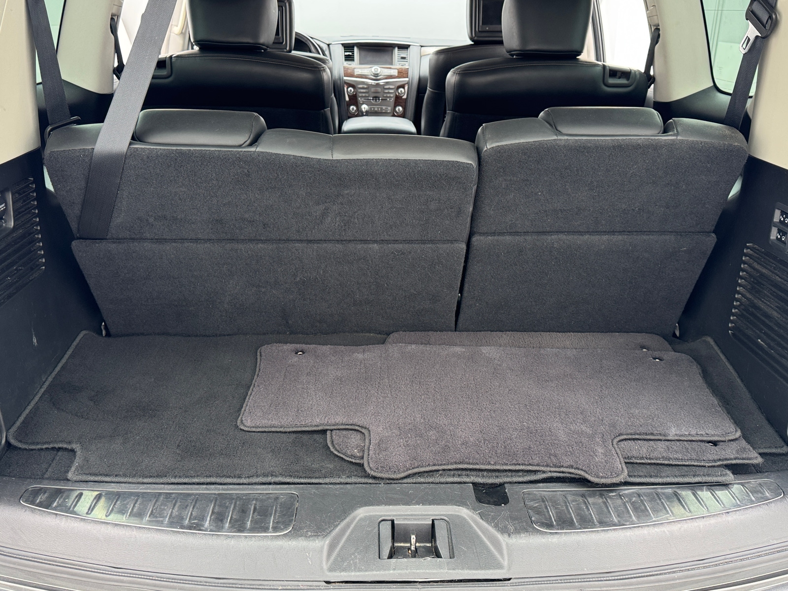 Thumbnail: 2017 Nissan Armada - 6