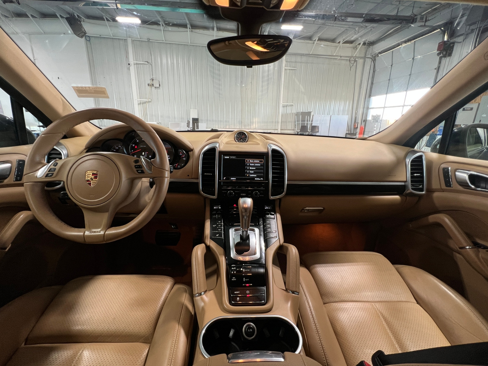 Thumbnail: 2014 Porsche Cayenne - 2