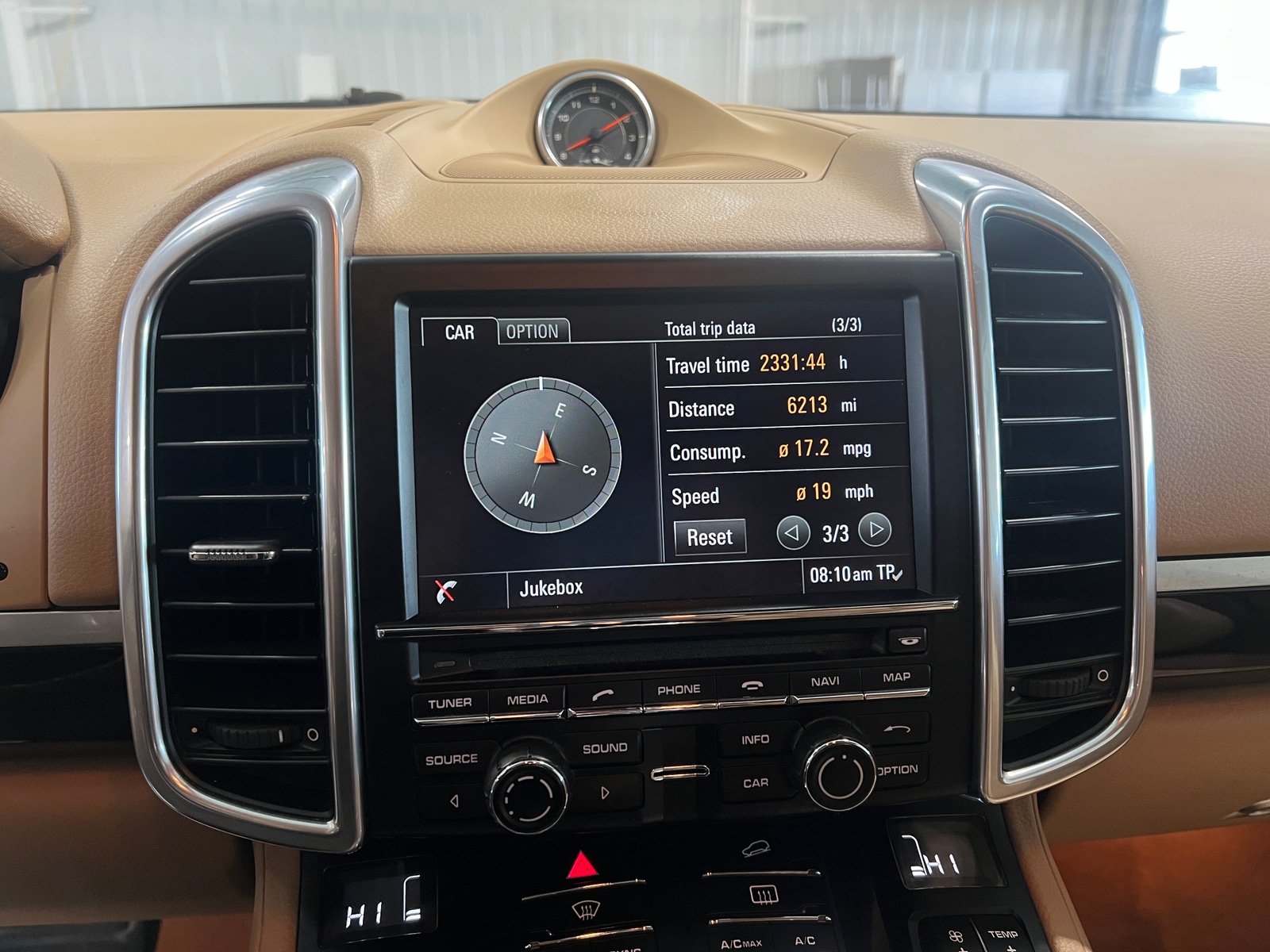 Thumbnail: 2014 Porsche Cayenne - 3