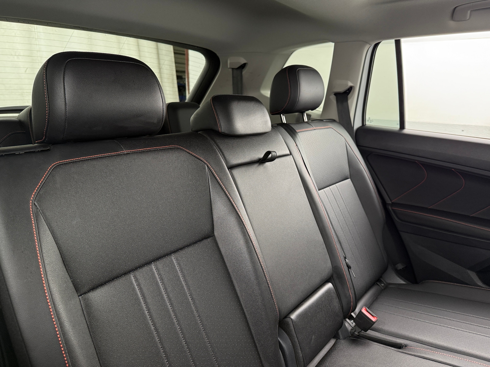 Thumbnail: 2024 Volkswagen Tiguan - 5