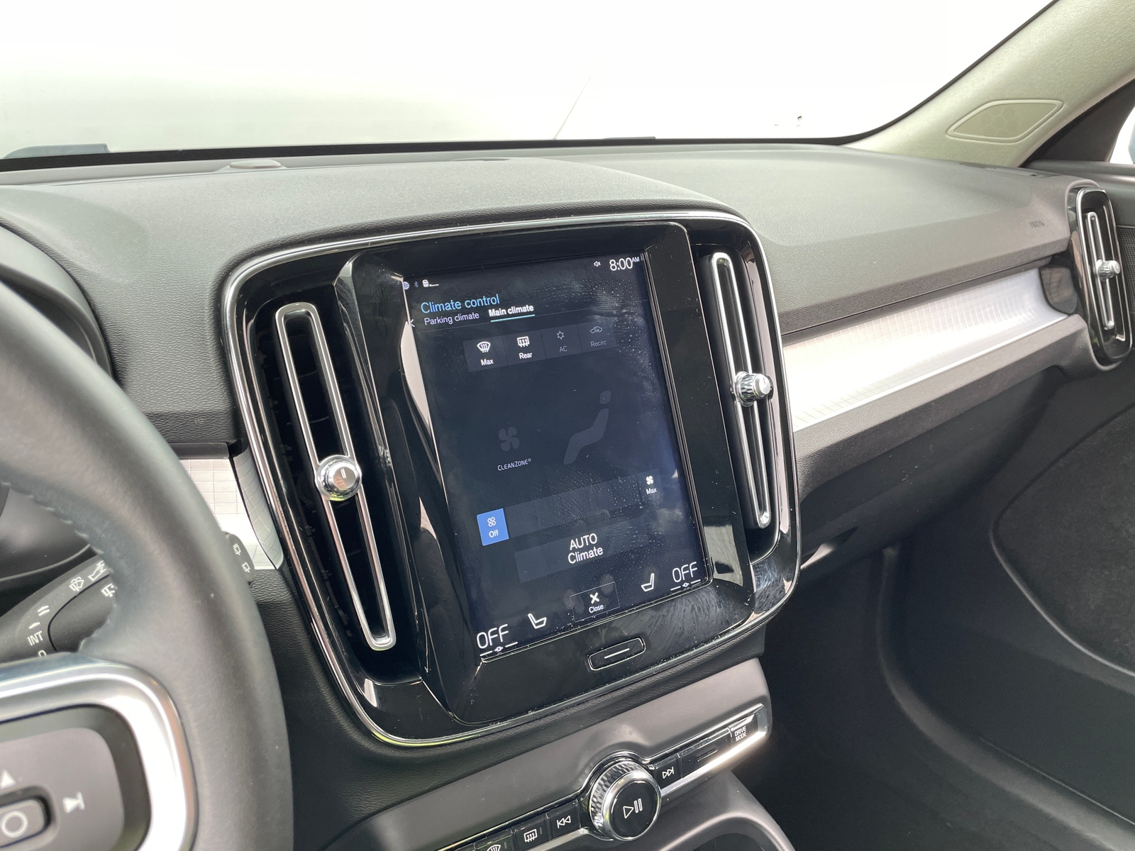 Thumbnail: 2019 Volvo XC40 - 4