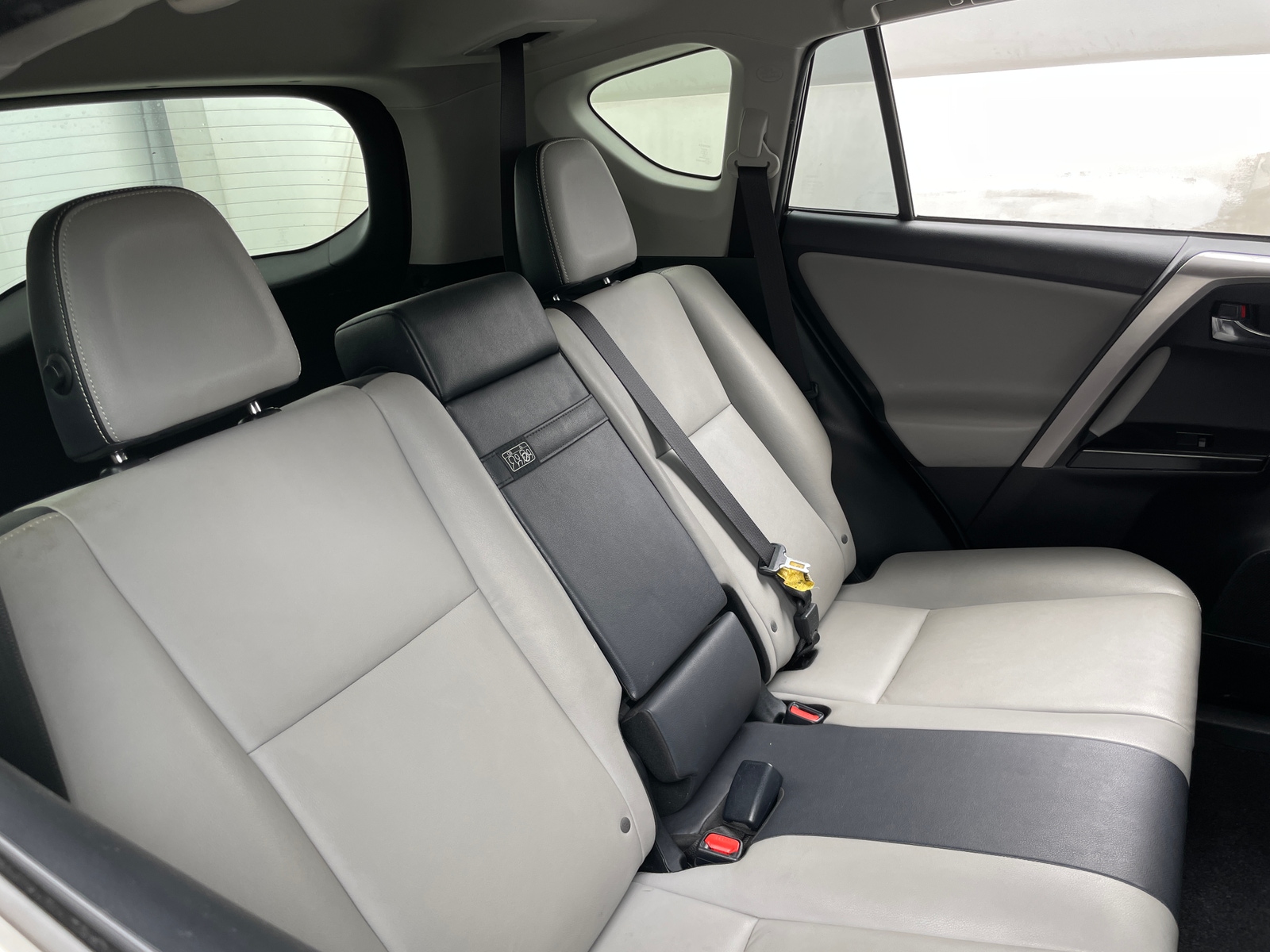 Thumbnail: 2018 Toyota RAV4 - 5