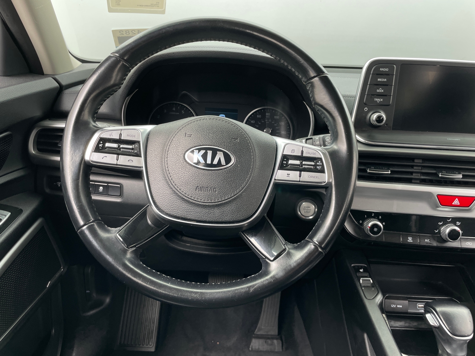 Thumbnail: 2021 Kia Telluride - 4