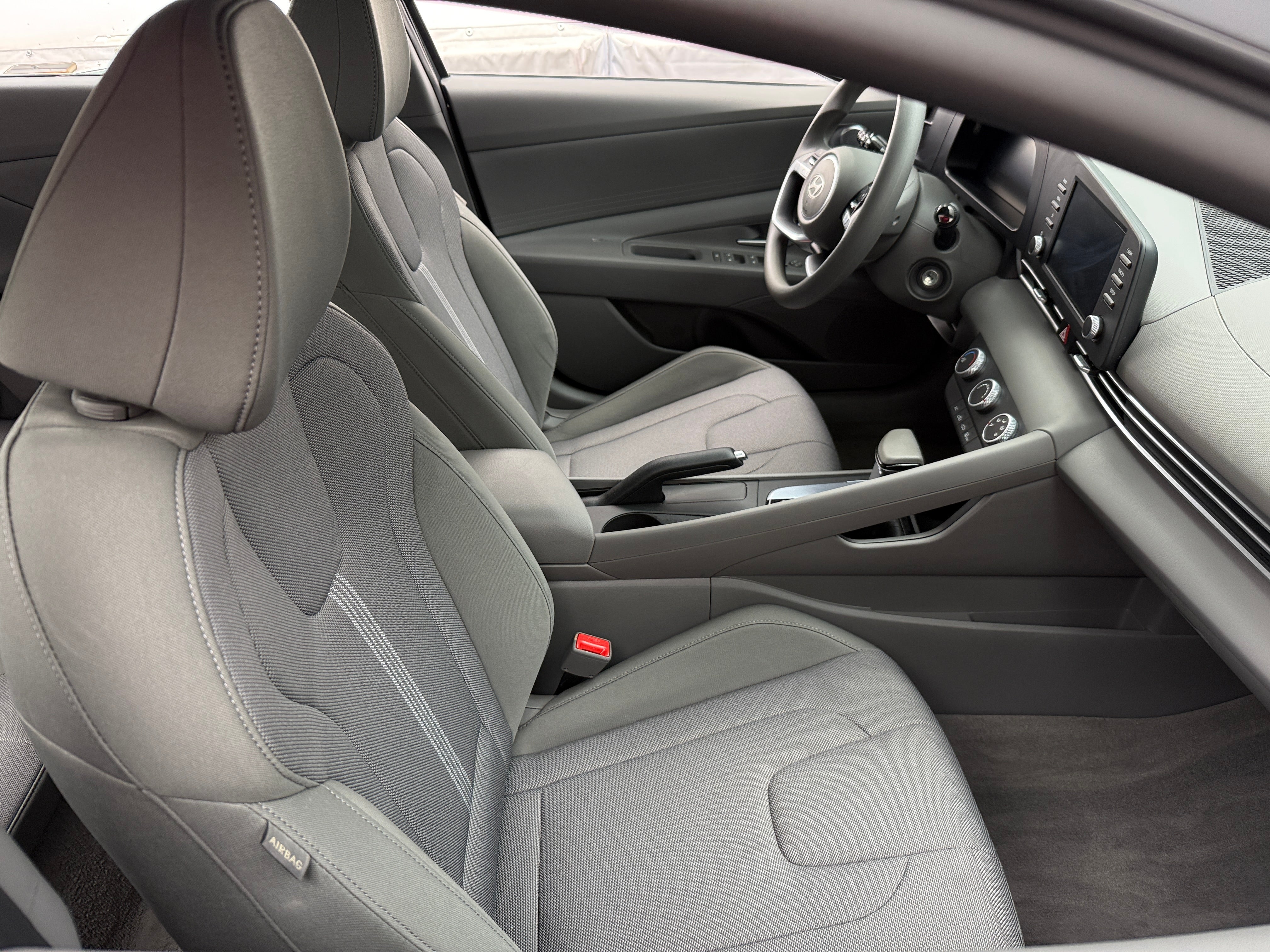 2024 Hyundai Elantra