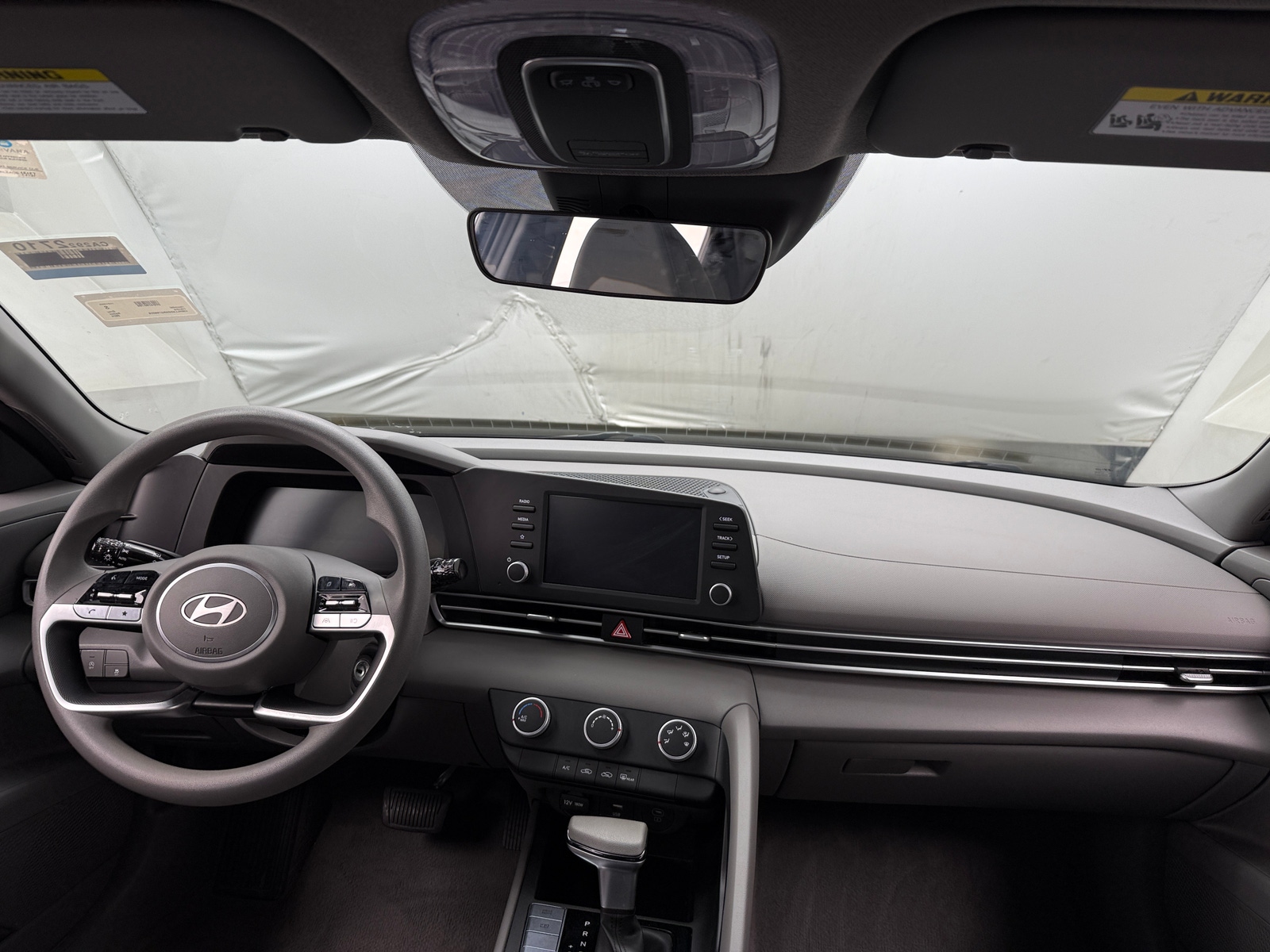 Thumbnail: 2024 Hyundai Elantra - 3